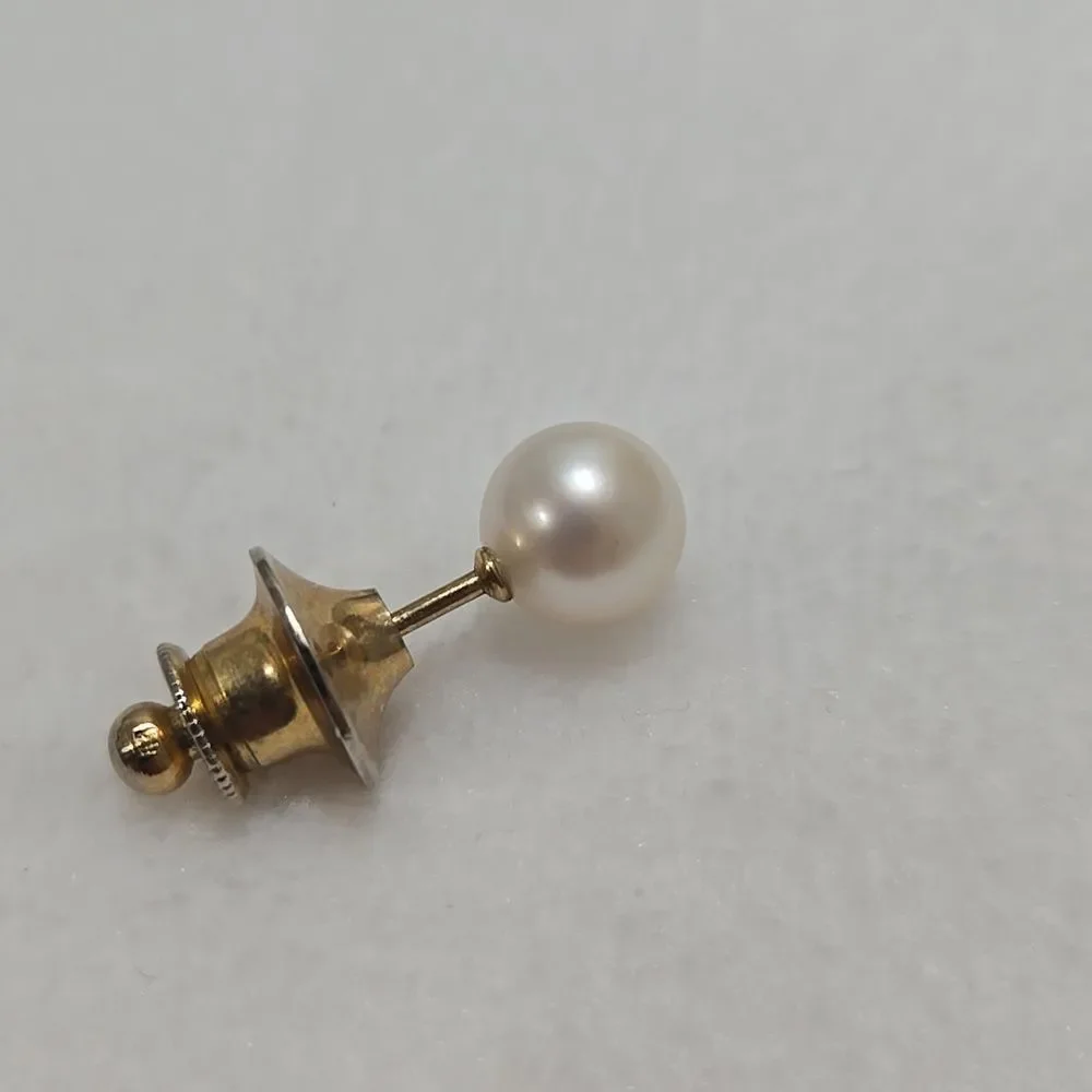 14k Yellow Gold and Pearl Tie Tack